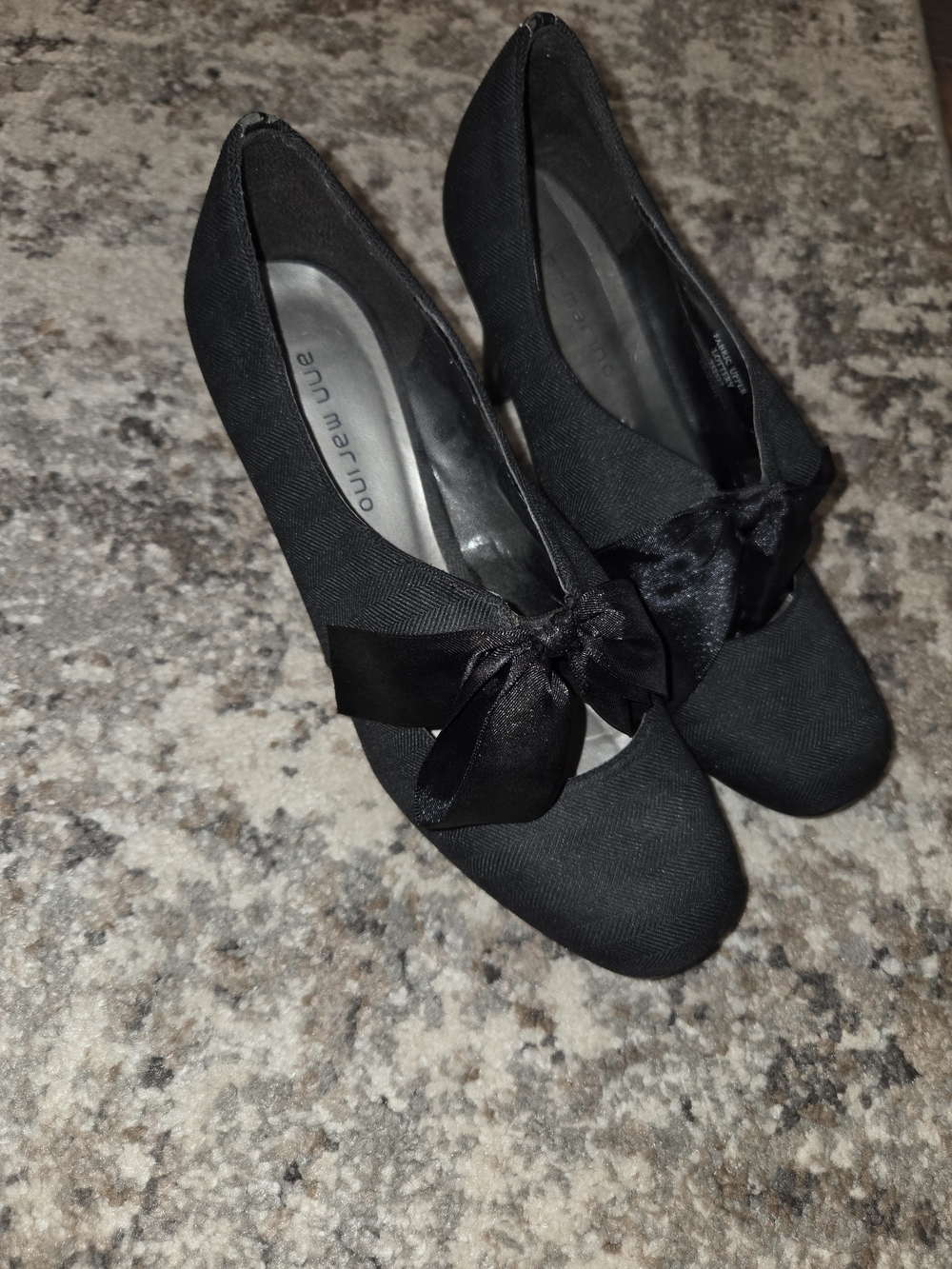 Ann Marino Black Herringbone Bow Pumps Size 8.5W Maryjane